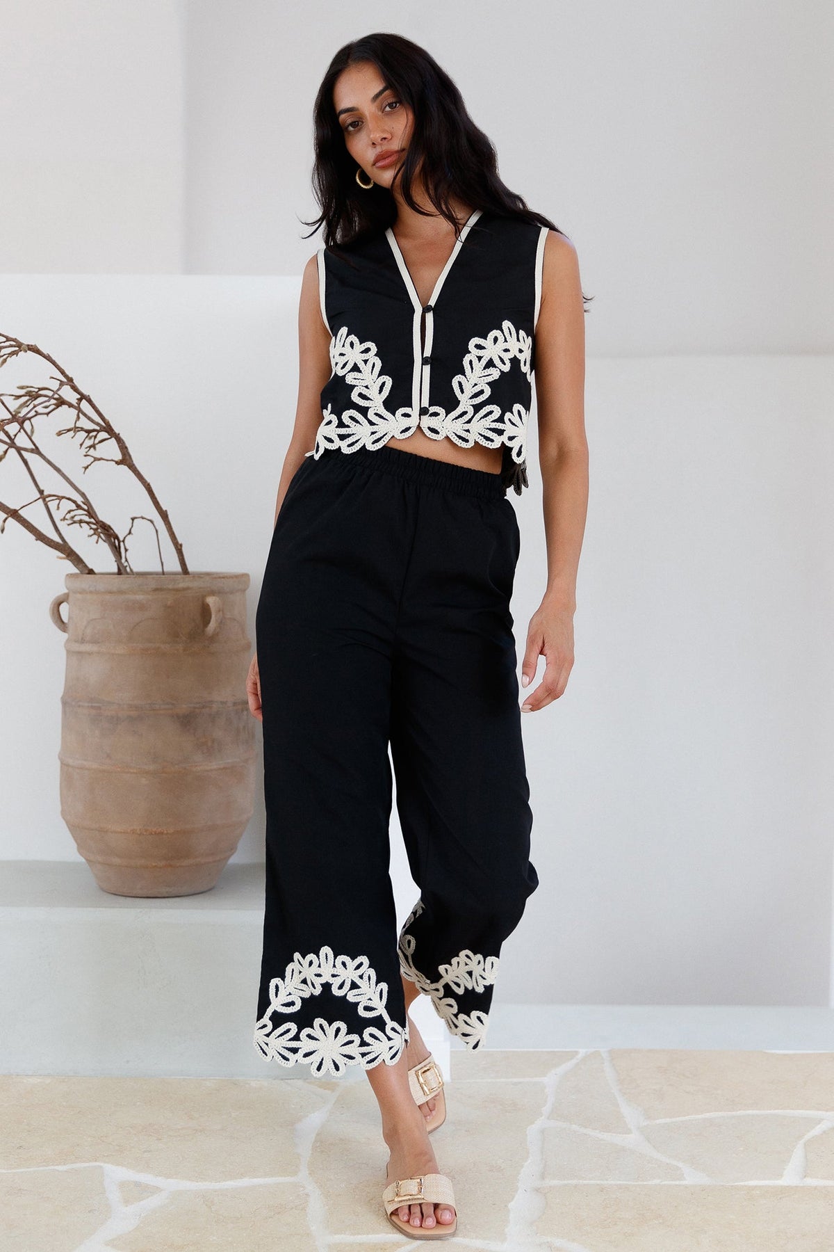 Dreaming Softly Vest Top Black